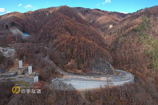施工中の柳沢峠ツインループ全景
